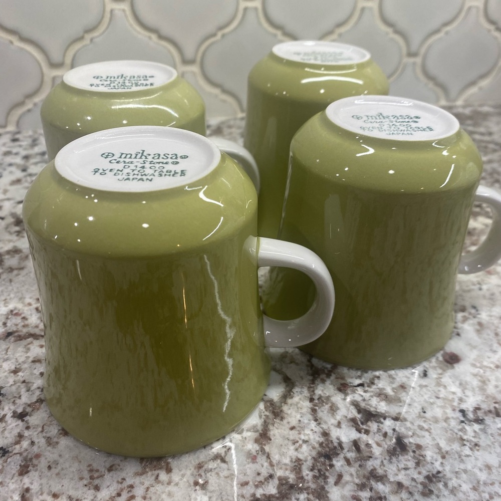 Vintage Mid-Century Modern Mikasa
Cera-Stone Green mugs- Set of 4